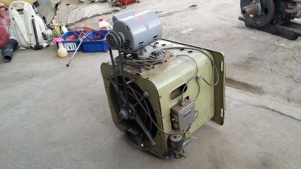 มอเตอร์เครื่องอบข้าวเก่าญี่ปุ่น MITSUBISHI  รุ่น  FB-33 สภาพดี เครื่องพร้อมใช้งาน  ขนาดกระทัดรัด  ไม่เคยใช้งานในไทย