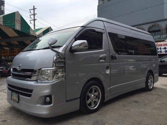 ขายรถตู้ดีเซล2.5ปี10เกียMTโทร0877758887 นางเบสท์รถตู้ท่าพระ