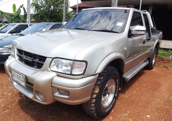 รถยนต์ ISUZU REDEO 4x4 ปี 43 สีน้ำตาล ราคาถูกๆ รถยนต์ ISUZU REDEO 4x4 ปี 43 สีน้ำตาล ราคาถูกๆ