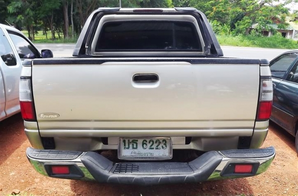 รถยนต์ ISUZU REDEO 4x4 ปี 43 สีน้ำตาล ราคาถูกๆ รถยนต์ ISUZU REDEO 4x4 ปี 43 สีน้ำตาล ราคาถูกๆ