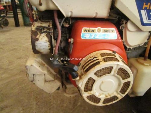 รถเกี่ยวข้าวเดินตาม KUBOTA HF52TSN รหัสสินค้า : 80802330 Line ID: nihonmono หรือเพิ่มเติมไดที่ www.nihonmono.com รถเกี่ยวข้าวเดินตาม KUBOTA HF52TSN รหัสสินค้า : 80802330 Line ID: nihonmono หรือเพิ่มเติมไดที่ www.nihonmono.com