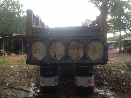 ขายกระบะสิบล้อ