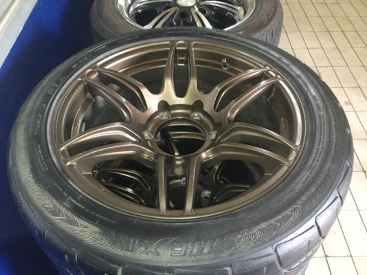 แม็ก 17" หน้า 8.5 หลัง 9.5 พร้อมยาง 245/45-17