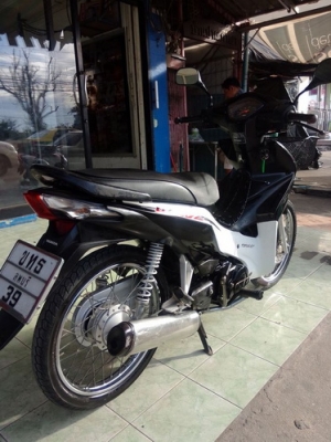 Honda Wave110i พร้อมเล่ม หัวฉีดประหยัดน้ำมัน เดิมๆถูกๆครับ Honda Wave110i พร้อมเล่ม หัวฉีดประหยัดน้ำมัน เดิมๆถูกๆครับ
