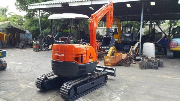 ขาย รถขุด HITACHI รุ่น ZX30U มือสองญี่ปุ่น แทร็กเหล็ก สลักแน่น คันนี้มีไลน์ ใส่หัวกระแทกได้ มือถือ/LINE ID : 0818753444 ขาย รถขุด HITACHI รุ่น ZX30U มือสองญี่ปุ่น แทร็กเหล็ก สลักแน่น คันนี้มีไลน์ ใส่หัวกระแทกได้ มือถือ/LINE ID : 0818753444