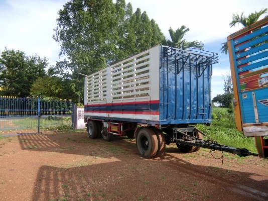 ลูกพ่วง3เพลา