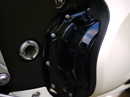 ขาย Suzuki Hayabusa ปี 2011 พร้อมทะเบียนแท้ รถสวยมากได้ไปไม่ผิดหวัง