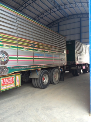 ฝากขายรถฮีโนเม็กก้า320/ปี50เนียมแม่ลูกดั้มสามเพลาอู่สสมบัต