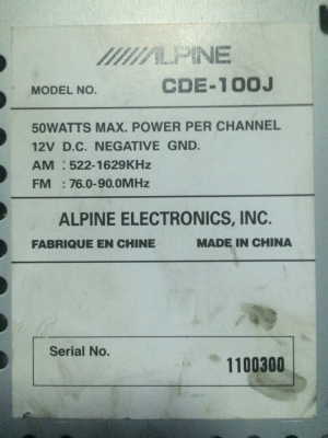 Alpine CDE-100J MP3 CD ไม่มีปรีเอ้า มีภาคขายในตัว มีAUX สภาพสวย มือ2 ญี่ปุ่น