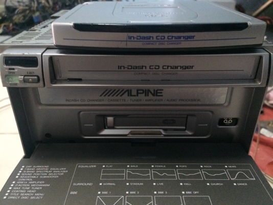 Alpine 3DA-W882J รุ่นท็อปในอดีต 3CD CD-RW เทป กราฟฟิก ปรีเอ้า3ชุด คุมกล่องCD Made in Japan มือ2 ญี่ปุ่น