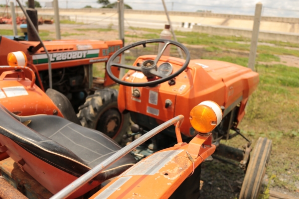 แห้งๆ Kubota L2600 เพลาเดียว เก่าไทย พร้อมใช้ แห้งๆ Kubota L2600 เพลาเดียว เก่าไทย พร้อมใช้