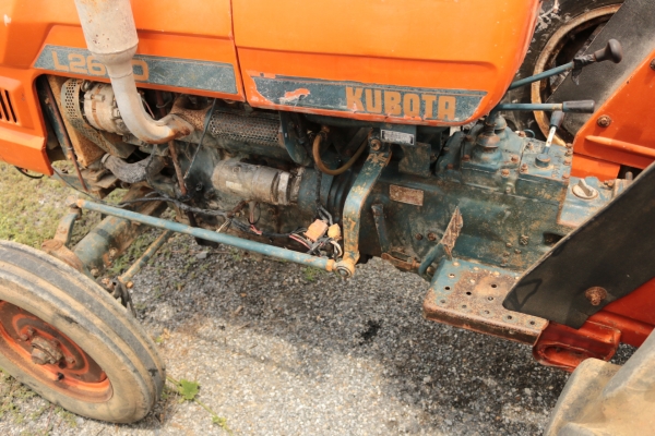 แห้งๆ Kubota L2600 เพลาเดียว เก่าไทย พร้อมใช้ แห้งๆ Kubota L2600 เพลาเดียว เก่าไทย พร้อมใช้