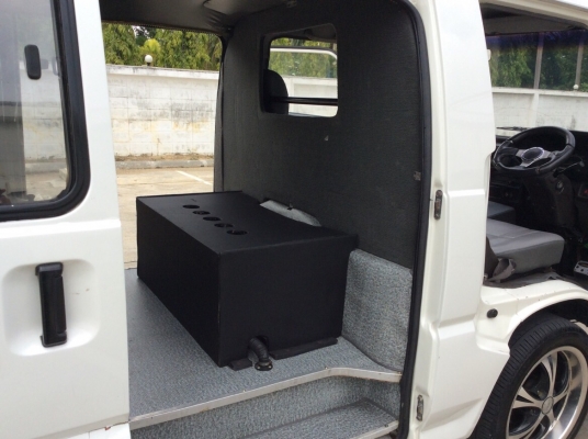 ขายรถตู้ มิตซู L300 ประตูเปิด 2 ด้าน ปี95 เครื่อง 1JZ หัวฉีด เพาเวอร์ เกียร์ออโต้ ติดแก๊ส LPG เบาะหนังสวยๆสะอาดเบาะหลังสวย2แถว แอร์หน้า-หลังเย็นฉ่ำ ภายในเดิมๆ ตัวถังเดิมๆแม็กขอบ17&quot; รถขับดีมาก ใช้ได้ 2 ระบบ รถพร้อมใช้ครับ