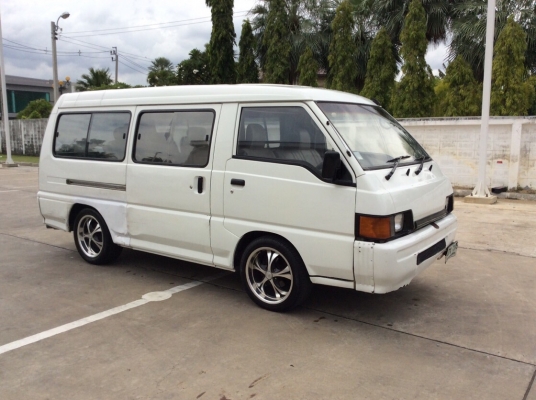 ขายรถตู้ มิตซู L300 ประตูเปิด 2 ด้าน ปี95 เครื่อง 1JZ หัวฉีด เพาเวอร์ เกียร์ออโต้ ติดแก๊ส LPG เบาะหนังสวยๆสะอาดเบาะหลังสวย2แถว แอร์หน้า-หลังเย็นฉ่ำ ภายในเดิมๆ ตัวถังเดิมๆแม็กขอบ17&quot; รถขับดีมาก ใช้ได้ 2 ระบบ รถพร้อมใช้ครับ