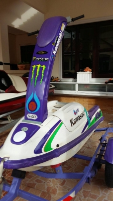 ขายเรือยืน KAWASAKI 750 Pro พร้อมเทลเลอร์