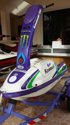 ขายเรือยืน KAWASAKI 750 Pro พร้อมเทลเลอร์
