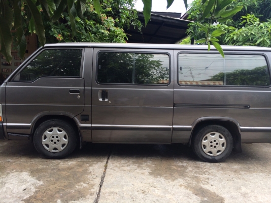รถตู้ hiace