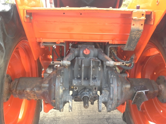 ขายครับคูโบต้าGL42แรงพร้อมดันหน้าใหม่เป็นรถนอกครับสวยมากสีตัวรถเดิมๆ