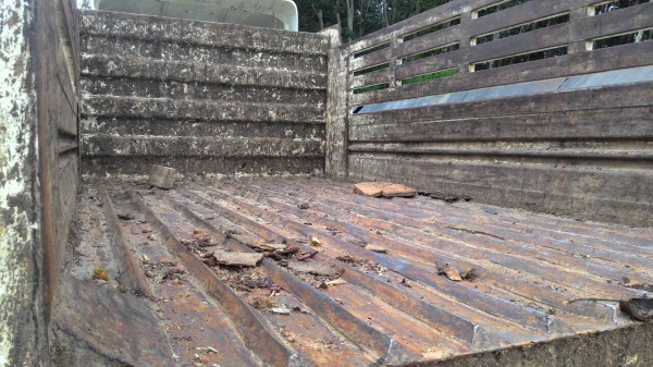 ขายรถบรรทุก 6 ล้อดัมพ์ HINO FC9J 175 แรงม้าปี 2554 ราคา 950000