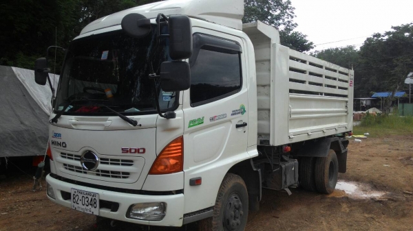 ขายรถบรรทุก 6 ล้อดัมพ์ HINO FC9J 175 แรงม้าปี 2554 ราคา 950000