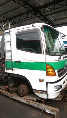 หัวเก๋งฮีโน่เมกก้าพร้อมเครื่องยนต์ j o 8e เทอร์โบ 240 แรงม้า หัวเก๋งฮีโน่เมกก้าพร้อมเครื่องยนต์ j o 8e เทอร์โบ 240 แรงม้า