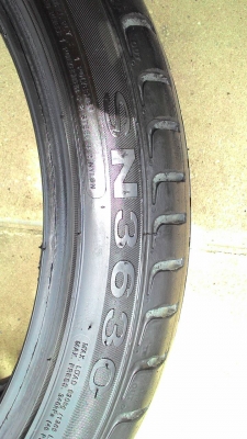 225/40R18 SUNNY N3630 ปี2013 ไม่มีปะ มี 1 เส้น tel.081-427-3941 225/40R18 SUNNY N3630 ปี2013 ไม่มีปะ มี 1 เส้น tel.081-427-3941