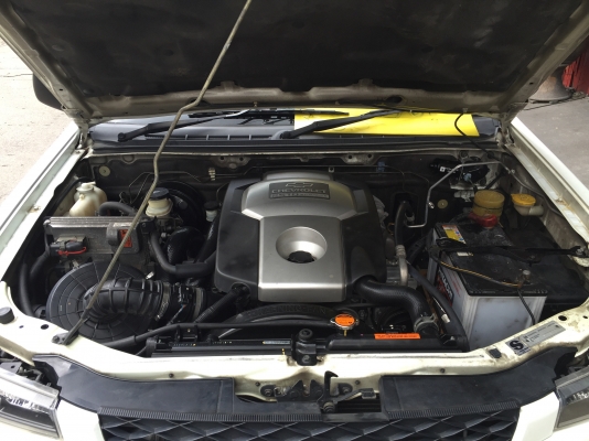 ปี2005 เครื่อง2.5ดีเซล พ.พาวเวอร์ หน้าหลังเดิมๆ ออกรถ 5,000บาท