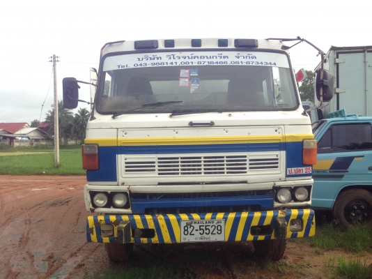 ขายรถโม่ปูน UD 300 แรง ขายรถโม่ปูน UD 300 แรง