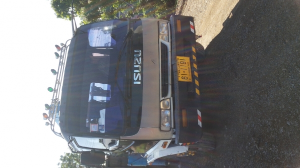 ขายด่วน,,รถหกล้อ,,ติดเครน,,5 ตัน,, 195HP สวยๆๆ,,พร้อมใช้งาน,,ยาว 5.40Mแอร์เย็นเจี้ยบ,,เบรคทิฟฟี่,,