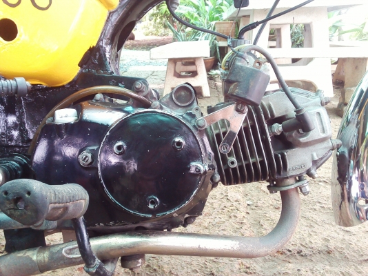 ขาย A100 เครื่องเวฟ125 ลูก59 เเคมซิ่ง (มีเล่มทะเบียนโครง+ใบซื้อขายเครื่อง) ค่าตัว 9500 บาท สนใจโทร.089-8054390 โอ๋ อยู่จังหวัด ลพบุรี