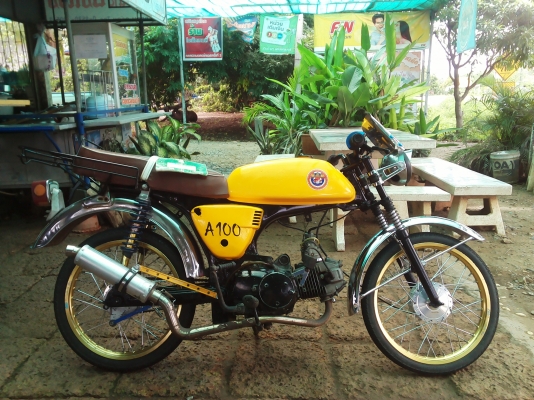 ขาย A100 เครื่องเวฟ125 ลูก59 เเคมซิ่ง (มีเล่มทะเบียนโครง+ใบซื้อขายเครื่อง) ค่าตัว 9500 บาท สนใจโทร.089-8054390 โอ๋ อยู่จังหวัด ลพบุรี