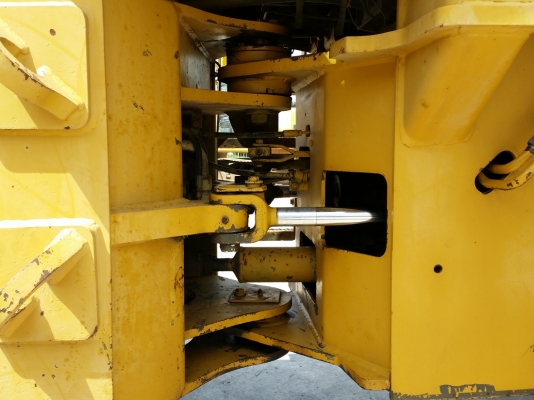 ขายรถตักล้อยาง 515B ยี่ห้อ DRESSER รถเก่านอก ไม่เคยใช้งานในไทย