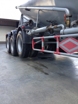 ขาย ห่างพ่วงบรรทุกปูนผง 3 เพลาแท้