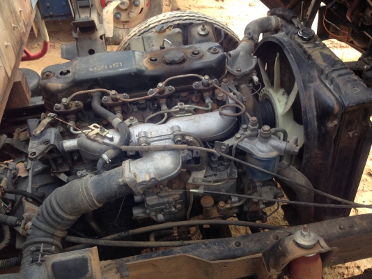 ขายบรรทุก 6 ล้อ isuzu npr 115 แรง ขายบรรทุก 6 ล้อ isuzu npr 115 แรง