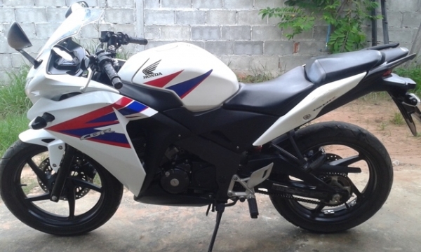 ขาย cbr-150หัวฉีดปี55ทะเบืยนเต็ม-45500