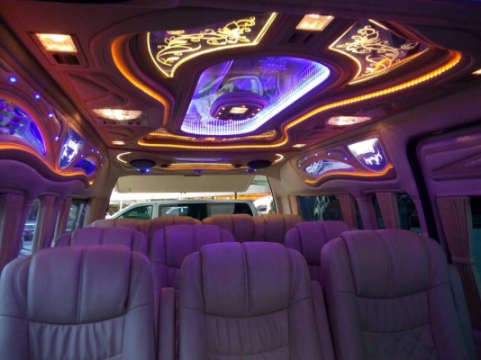 รถตู้มือสองสวยๆ ดีเซล ปี2012 แต่งเต็มๆ แปลงหน้าโฉมล่าสุด VIP ทั้งคัน