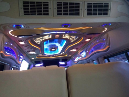 รถตู้มือสองสวยๆ ดีเซล ปี2012 แต่งเต็มๆ แปลงหน้าโฉมล่าสุด VIP ทั้งคัน