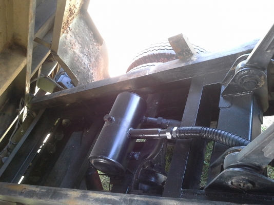 ขาย6ล้อดั้ม FB4J 145 เเรง ห้างเเท้ รถสวยเดิมพร้อมใช้งาน100\%ไม่ชนไม่ผุ พึ่งใส่ดั้มไม่กี่เดือน อาบนำ้ให้ใหม่ ขับดีแรงดีสุดๆ