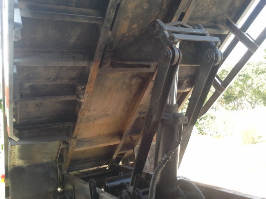 ขาย6ล้อดั้ม FB4J 145 เเรง ห้างเเท้ รถสวยเดิมพร้อมใช้งาน100\%ไม่ชนไม่ผุ พึ่งใส่ดั้มไม่กี่เดือน อาบนำ้ให้ใหม่ ขับดีแรงดีสุดๆ