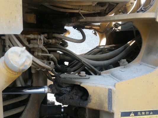 รถตักล้อยาง Caterpillar 950F #4DJ02413 นำเข้าจากญี่ปุ่น สนใจโทร. 080-6565422 (หนิง)