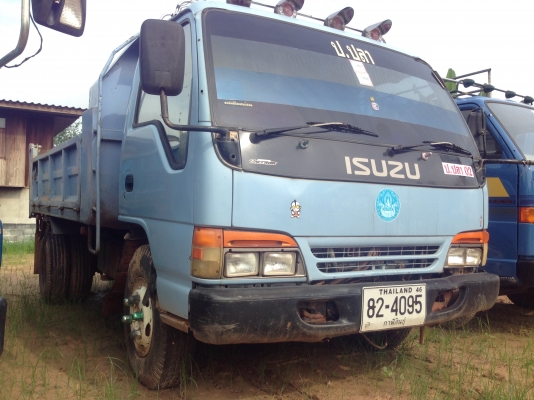 ขาย 6 ล้อดั้ม isuzu npr 120 แรง หัวการ์ตูน ขาย 6 ล้อดั้ม isuzu npr 120 แรง หัวการ์ตูน