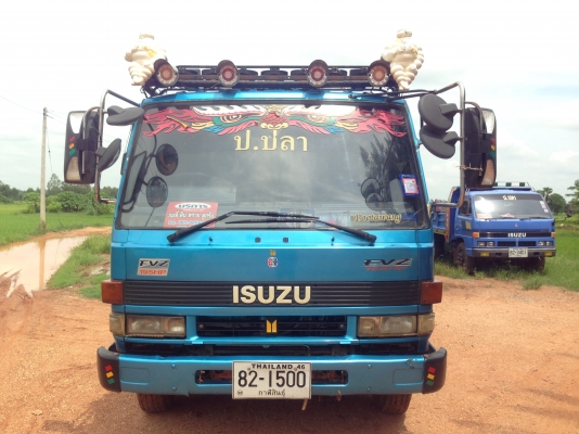 ขาย 6 ล้อดั้ม isuzu rocky 195 แรง ขาย 6 ล้อดั้ม isuzu rocky 195 แรง