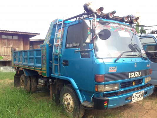 ขาย 6 ล้อดั้ม isuzu rocky 195 แรง ขาย 6 ล้อดั้ม isuzu rocky 195 แรง