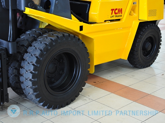 ขายรถโฟล์คลิฟท์มือสอง TCM รุ่น FHG30N8  ราคา 345,000 บาท นำเข้าจากประเทศญี่ปุ่น 100\% ไม่เคยใช้งานในประเทศไทย