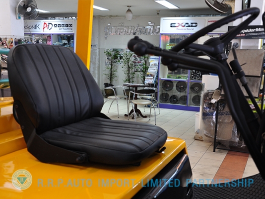 ขายรถโฟล์คลิฟท์มือสอง TCM รุ่น FHG30N8  ราคา 345,000 บาท นำเข้าจากประเทศญี่ปุ่น 100\% ไม่เคยใช้งานในประเทศไทย