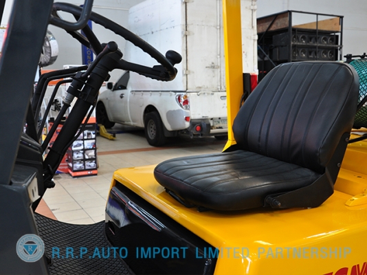 ขายรถโฟล์คลิฟท์มือสอง TCM รุ่น FHG30N8  ราคา 345,000 บาท นำเข้าจากประเทศญี่ปุ่น 100\% ไม่เคยใช้งานในประเทศไทย