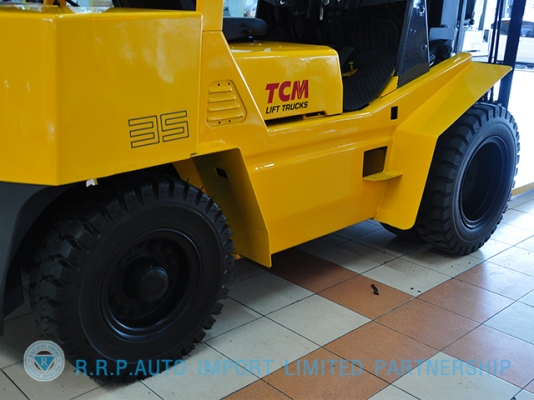 ขายรถโฟล์คลิฟท์มือสอง TCM รุ่น FHG30N8  ราคา 345,000 บาท นำเข้าจากประเทศญี่ปุ่น 100\% ไม่เคยใช้งานในประเทศไทย