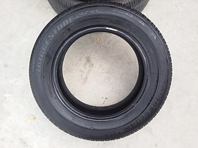 ขายยาง175/70/14 ปี 1513 BRIDGESTONE B250  4 เส้น