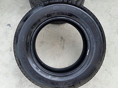 ขายยาง255/65/17 ปี 0613 BRIDGESTONE DUELER HT840 4 เส้น