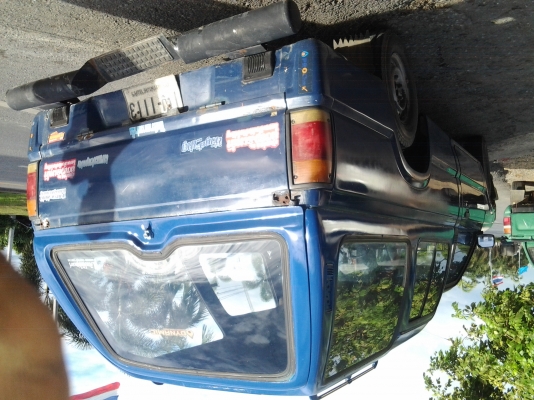 MAZDA ปี97 เครื่องอีซุ เครื่องดีแอร์เย็นสีไม่พุพร้อมใช่งาน MAZDA ปี97 เครื่องอีซุ เครื่องดีแอร์เย็นสีไม่พุพร้อมใช่งาน